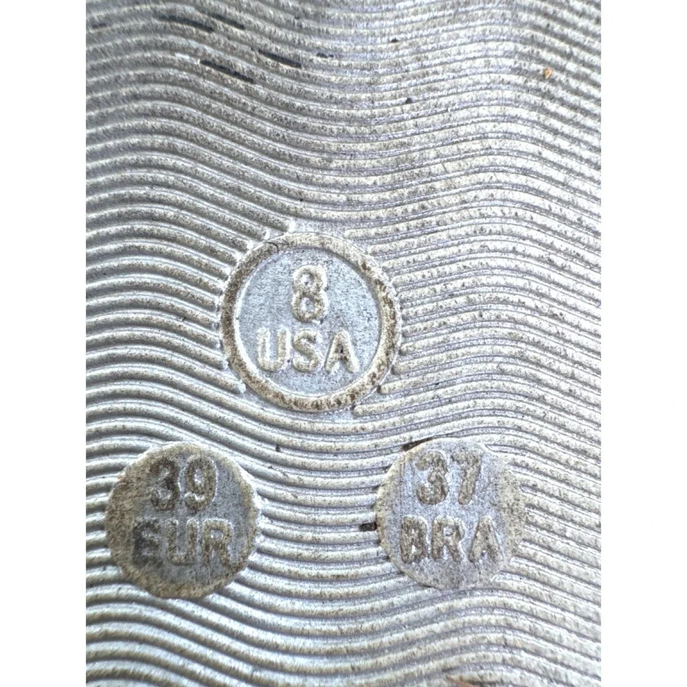 Unbranded woven texture